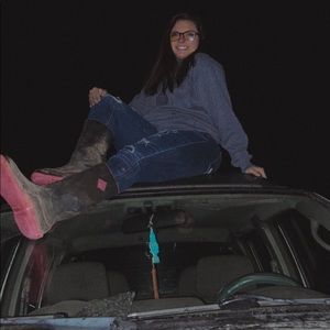 Meet your Posher, Angelina